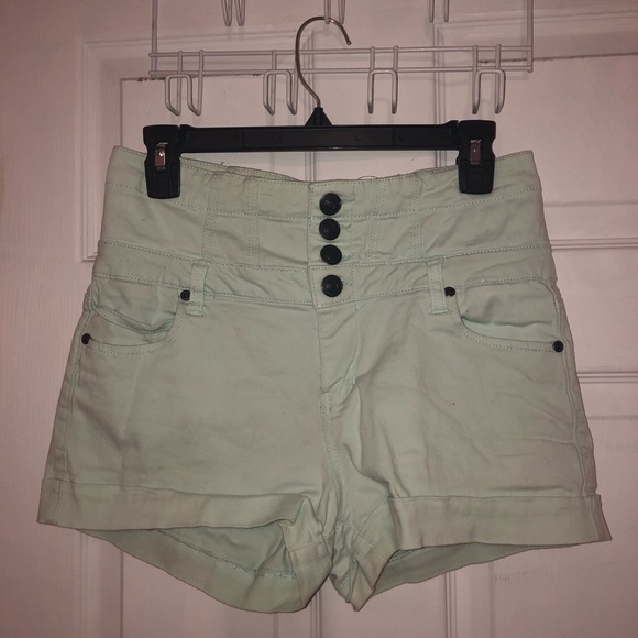 Short - Picture 1 of 1